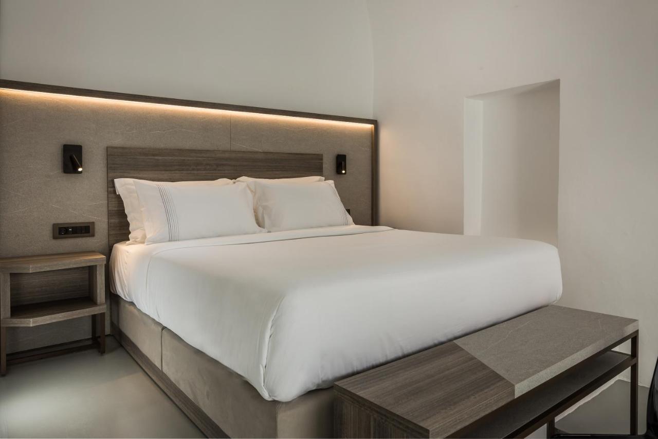 Sun Rocks Boutique Hotel (Adults Only) ฟิรอสเตฟานี ภายนอก รูปภาพ